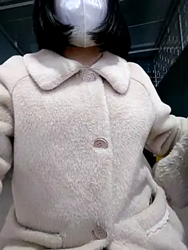 Snapshot of Mina-02 chatting on 01.15.26 Mina-02 online show from 01.15.26