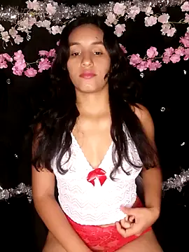 Snapshot of florstone chatting on 10.22.25 florstone online show from 10.22.25