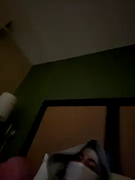 slimshady6942 online show from 10.21.25