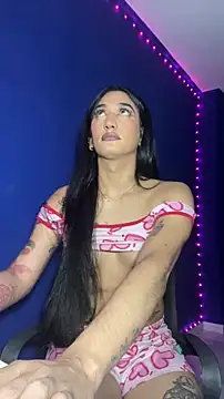 Snapshot of NikitaDragunXXX chatting on 05.10.26 NikitaDragunXXX online show from 05.10.26