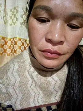 chipu06 online show from 10.25.25