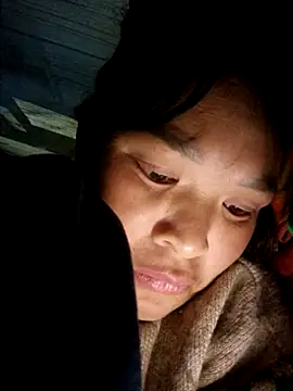 Snapshot of chipu06 chatting on 11.19.25 chipu06 online show from 11.19.25