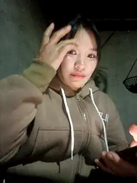 Snapshot of chipu06 chatting on 11.30.25 chipu06 online show from 11.30.25