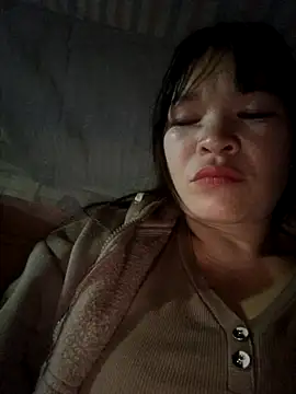 Snapshot of chipu06 chatting on 11.30.25 chipu06 online show from 11.30.25