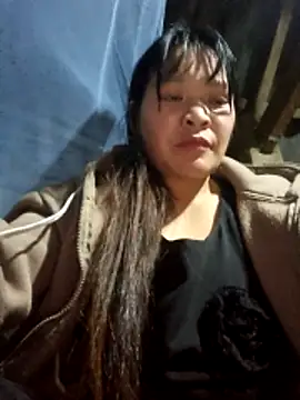 Snapshot of chipu06 chatting on 12.17.25 chipu06 online show from 12.17.25