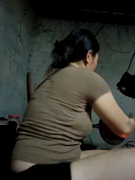 Snapshot of chipu06 chatting on 02.24.26 chipu06 online show from 02.24.26