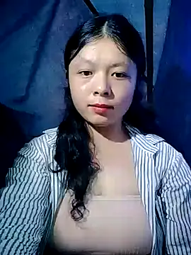 lisa-bae00 online show from 11.09.25