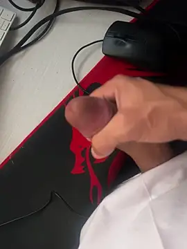 Snapshot of Alexgraph chatting on 10.26.25 Alexgraph online show from 10.26.25