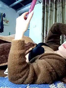 Family-Lovee online show from 12.15.25