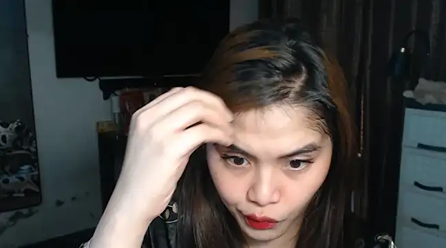 Snapshot of SeductiveTsDoll chatting on 03.19.25 SeductiveTsDoll online show from 03.19.25