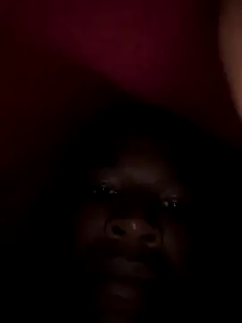 Snapshot of escroRR chatting on 10.20.25 escroRR online show from 10.20.25