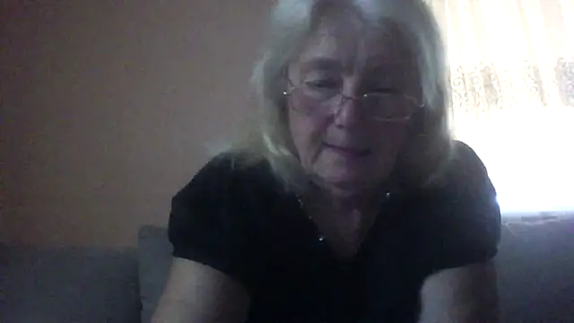 Snapshot of AmyLove353 chatting on 07.10.26 AmyLove353 online show from 07.10.26