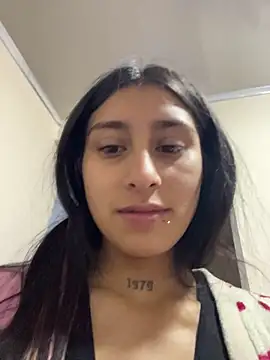 Violeet-Smith online show from 12.20.25