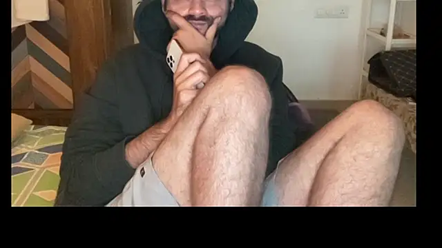 MakeMeAwareAah online show from 12.15.25