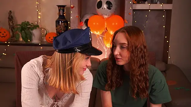 MarisLopaz online show from 11.02.25