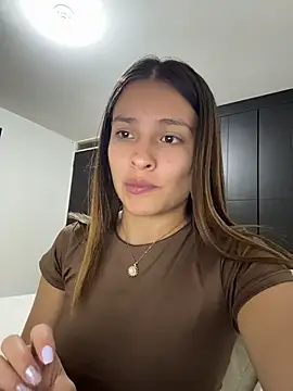 Snapshot of Talia_Bonet chatting on 05.06.26 Talia Bonet online show from 05.06.26