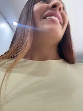 Snapshot of Talia_Bonet chatting on 06.03.26 Talia Bonet online show from 06.03.26