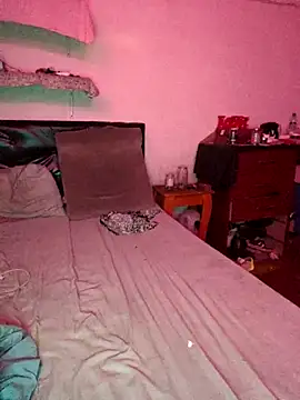 Tizi 04 online show from 12.16.25