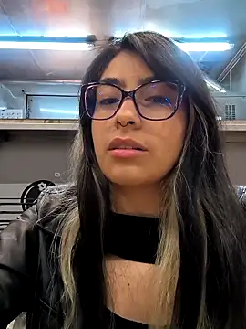 Snapshot of Antonella_Gomez01 chatting on 10.31.25 Antonella Gomez01 online show from 10.31.25