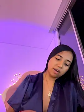 aly nicols online show from 11.06.25