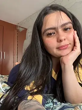 Snapshot of Selena_Roa chatting on 04.30.26 Selena Roa online show from 04.30.26