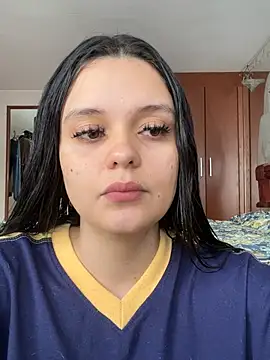 Snapshot of Selena_Roa chatting on 05.07.26 Selena Roa online show from 05.07.26