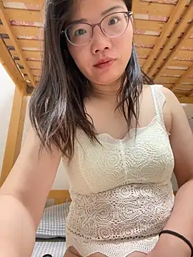 Snapshot of Nlen_baby chatting on 05.08.26 Nlen baby online show from 05.08.26