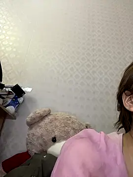 kitty-20x online show from 12.15.25