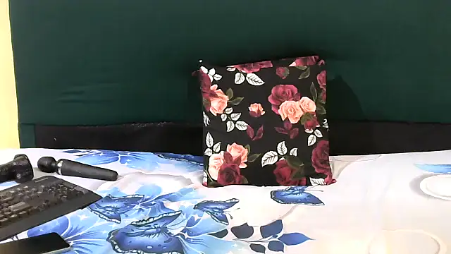 CherryZee online show from 11.14.25