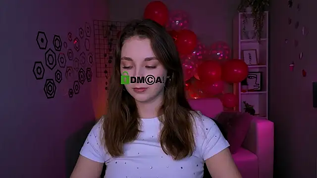 Snapshot of alisabliss chatting on 02.13.26 alisabliss online show from 02.13.26