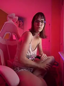  HeraLuna  online show from 05.31.26