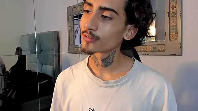 Mr Strike online show from 11.05.25