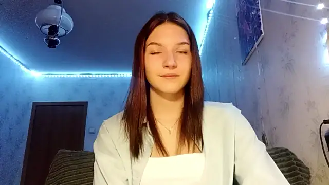 Beauty miIa online show from 10.22.25