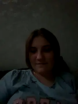 Snapshot of Emily_Sweety__ chatting on 10.21.25 Emily Sweety online show from 10.21.25