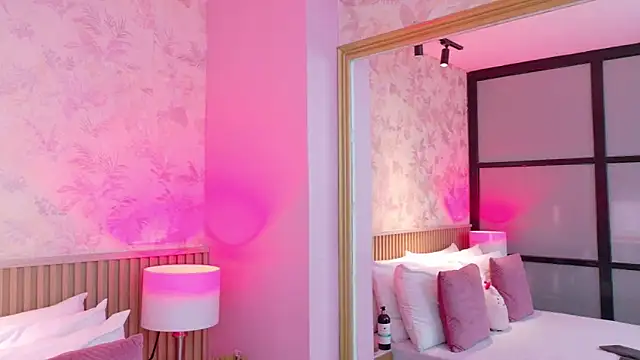 Snapshot of AdelineJhones chatting on 01.18.26 AdelineJhones online show from 01.18.26