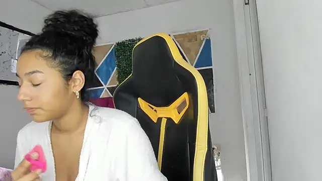 emily stars1 online show from 02.26.26