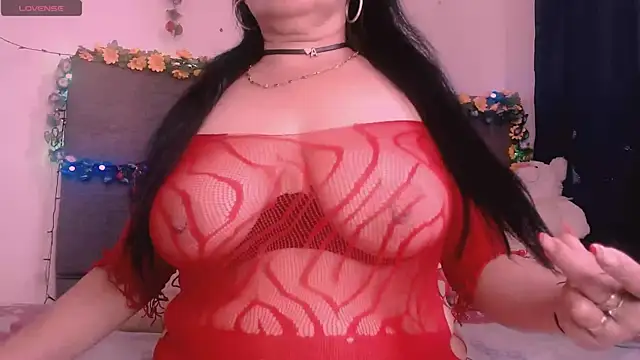 Snapshot of Soraya_hott chatting on 05.05.26 Soraya hott online show from 05.05.26
