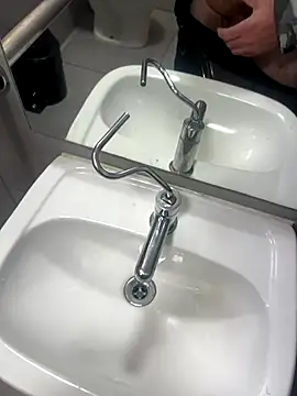 Cannavaro5 online show from 10.22.25