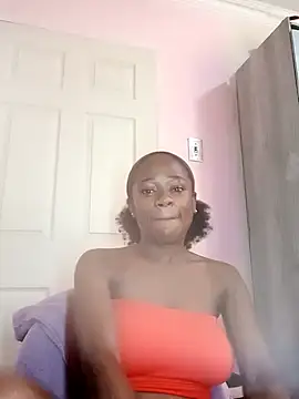 Snapshot of ebonychoctits chatting on 10.29.25 ebonychoctits online show from 10.29.25