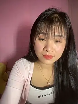 Snapshot of o-one-o chatting on 02.01.26 o-one-o online show from 02.01.26