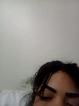 Snapshot of patydeusa chatting on 10.22.25 patydeusa online show from 10.22.25