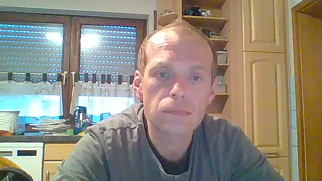 tommy3300 online show from 11.04.25