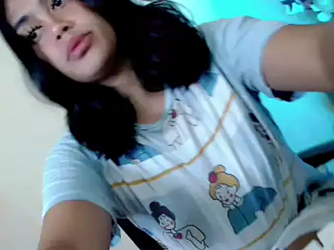 Snapshot of sassysiren28 chatting on 02.23.26 sassysiren28 online show from 02.23.26