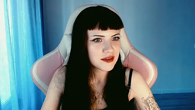 Snapshot of astra_rift chatting on 05.07.26 astra rift online show from 05.07.26
