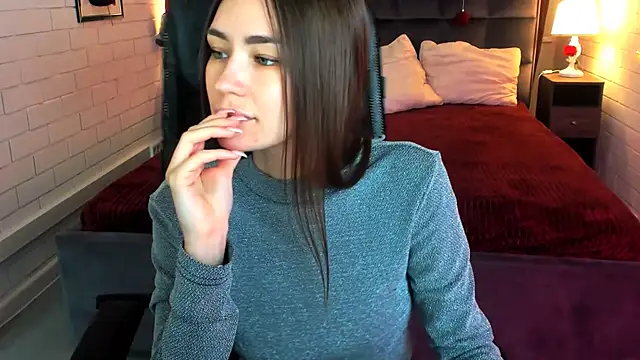 lollyrais online show from 12.22.25