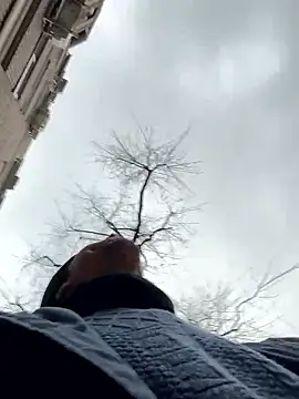 Albert Madrid online show from 01.13.26