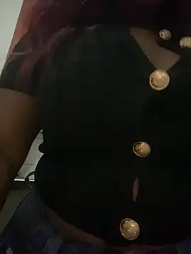 Snapshot of Amberr_Roose chatting on 07.23.26 Amberr Roose online show from 07.23.26