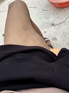 Snapshot of SINGLE_BOY_SITAR chatting on 10.29.25 SINGLE BOY SITAR online show from 10.29.25