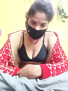 Snapshot of Shreya-750 chatting on 11.18.25 Shreya-750 online show from 11.18.25