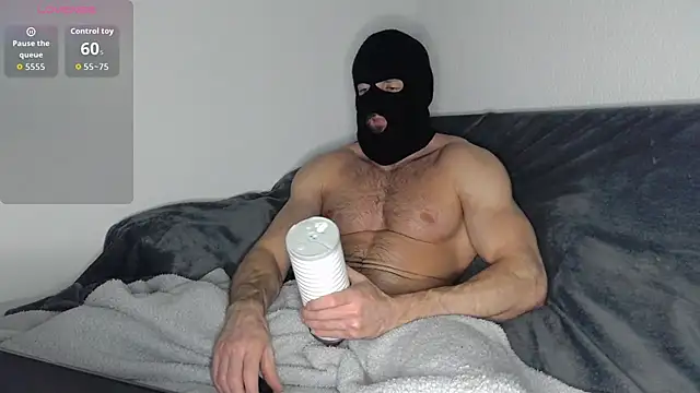 Masked Bull38 Uk online show from 12.16.25